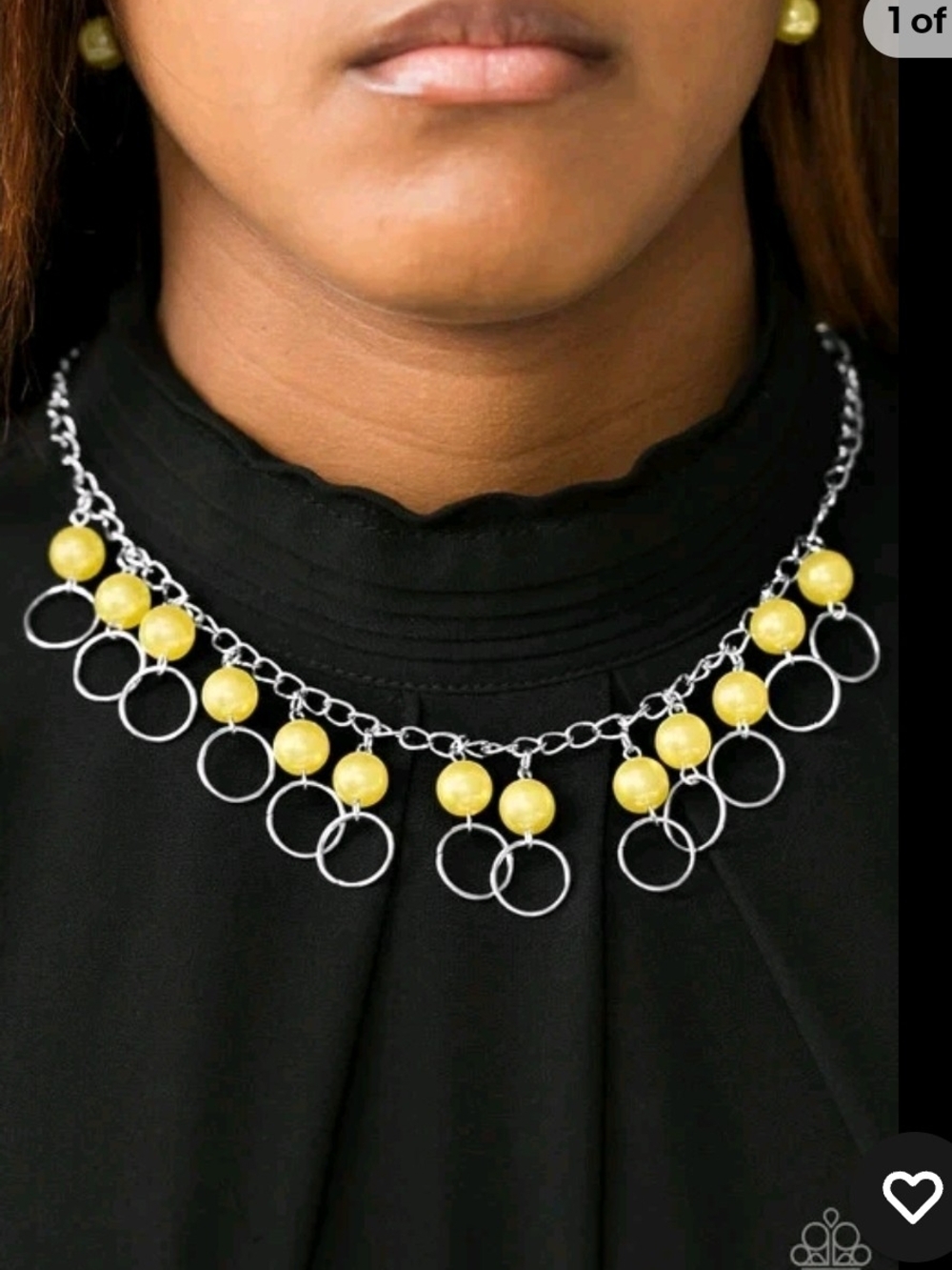 Yellow Beaded Silver-Link Statement Necklace